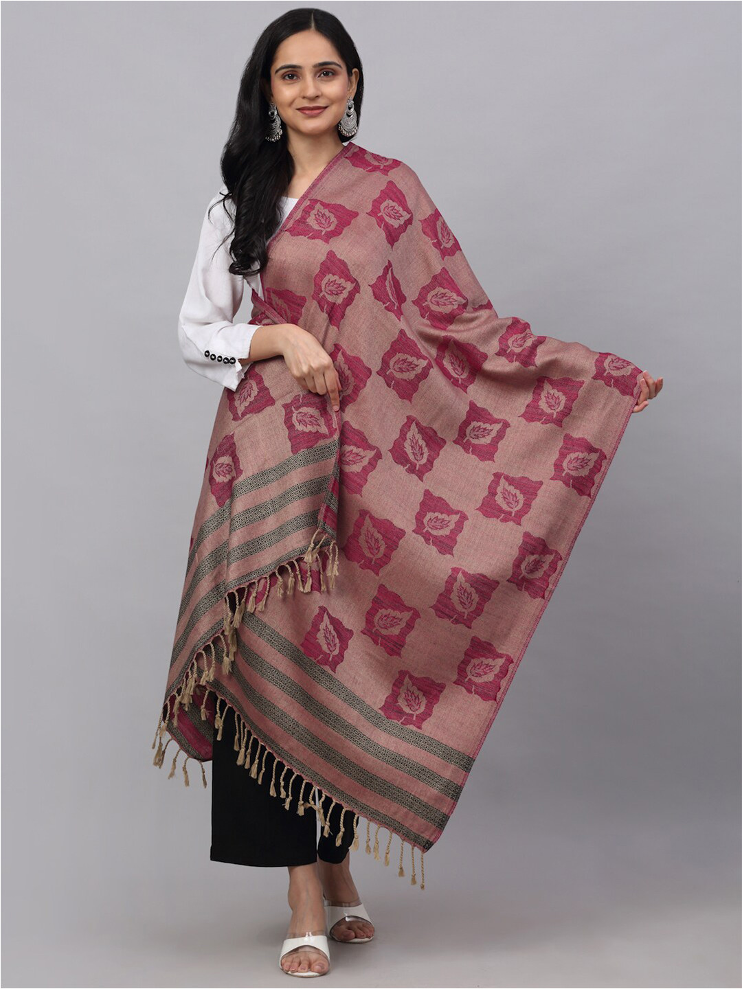 KLOTTHE Women Mauve & Maroon Printed Woolen Stole