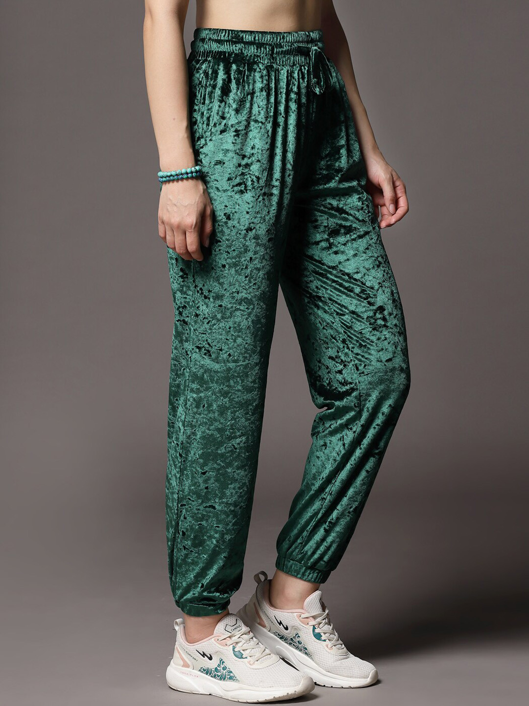 KASSUALLY Women Green Joggers Trousers