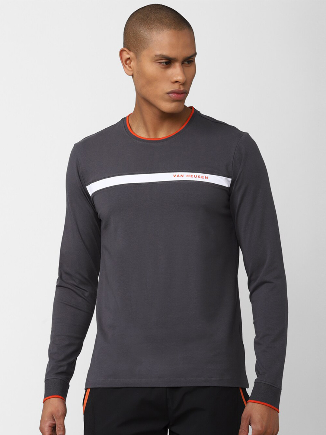 Van Heusen Flex Men Grey & White Colourblocked Slim Fit Yoga T-shirt