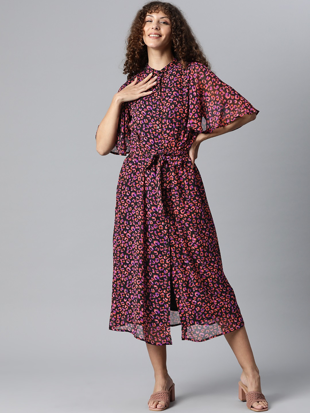 plusS Women Black & Orange Animal Print Batwing Sleeves Midi Dress with Tie Up Belt