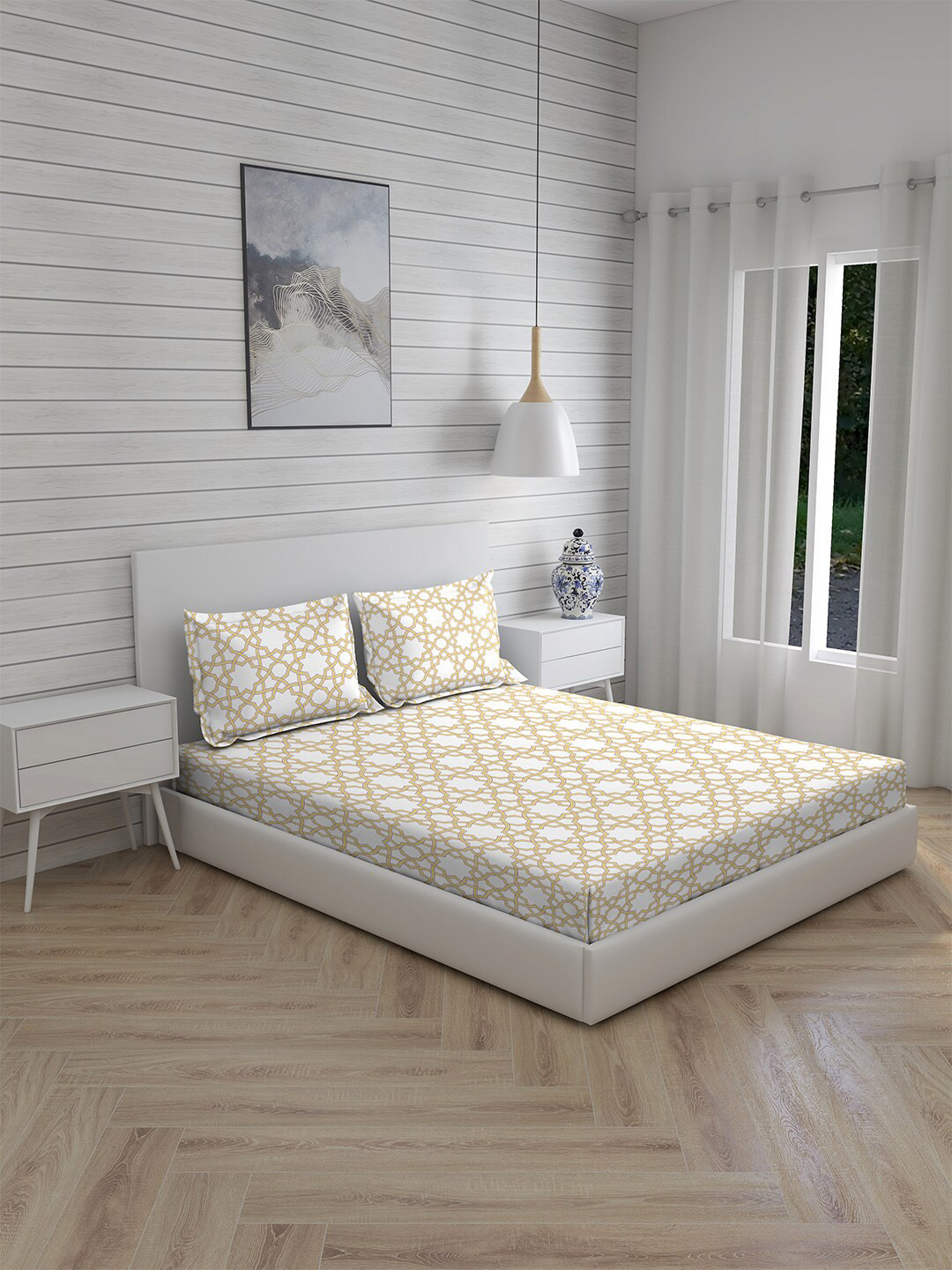 Layers Aura Yellow & White Graphic 110 TC Queen Bedsheet with 2 Pillow Covers