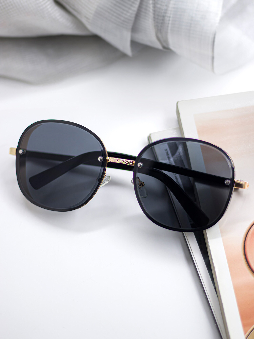 Bellofox Unisex Grey Lens & Black Round Sunglasses BS1995-1122-Black