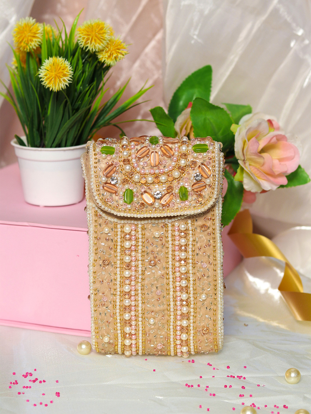 NR By Nidhi Rathi Women Gold-Toned & Green Embroidered Purse Clutch