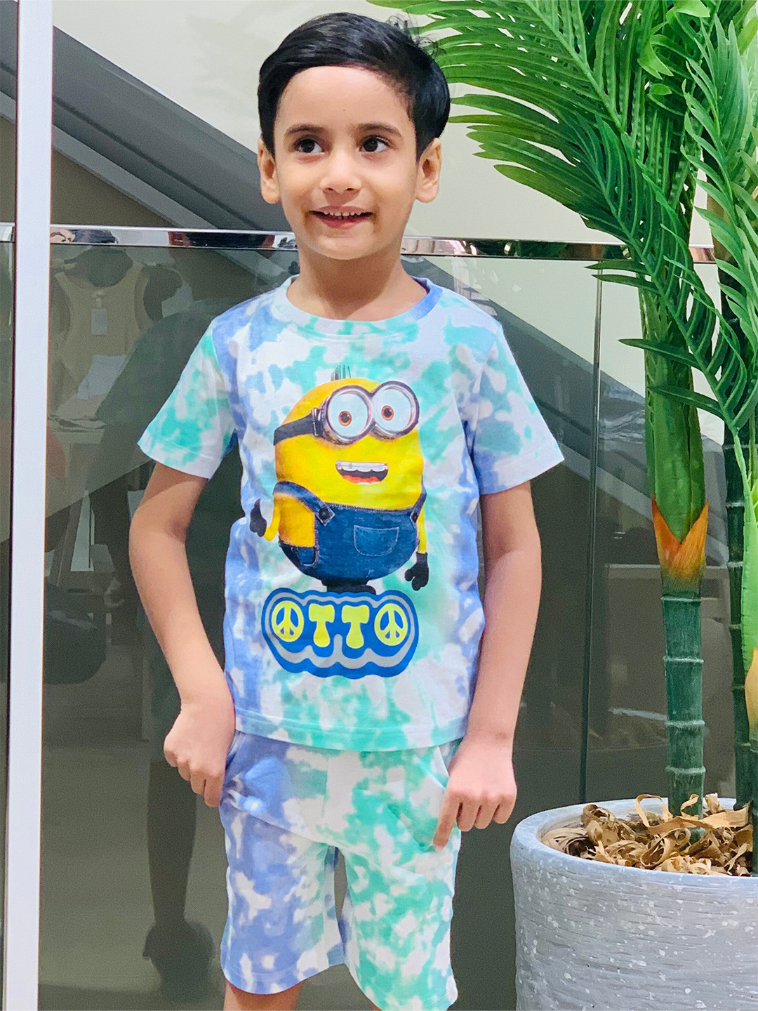 Googo Gaaga Boys White & Blue Printed T-shirt with Shorts