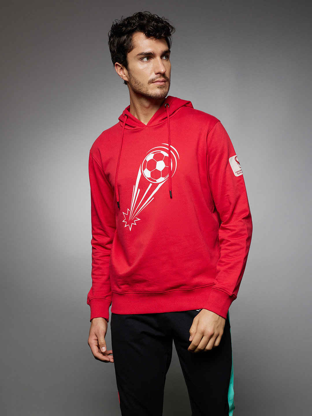 Celio Men Red Graphic Printed Cotton Hooded Sweatshirt