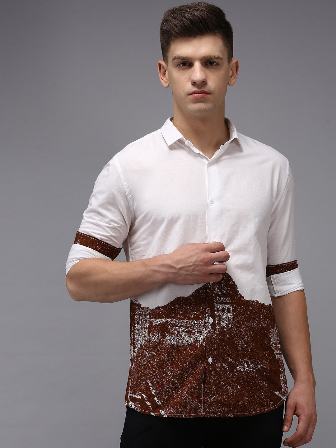 SHOWOFF Men White & Browm Comfort Printed Cotton Casual Shirt