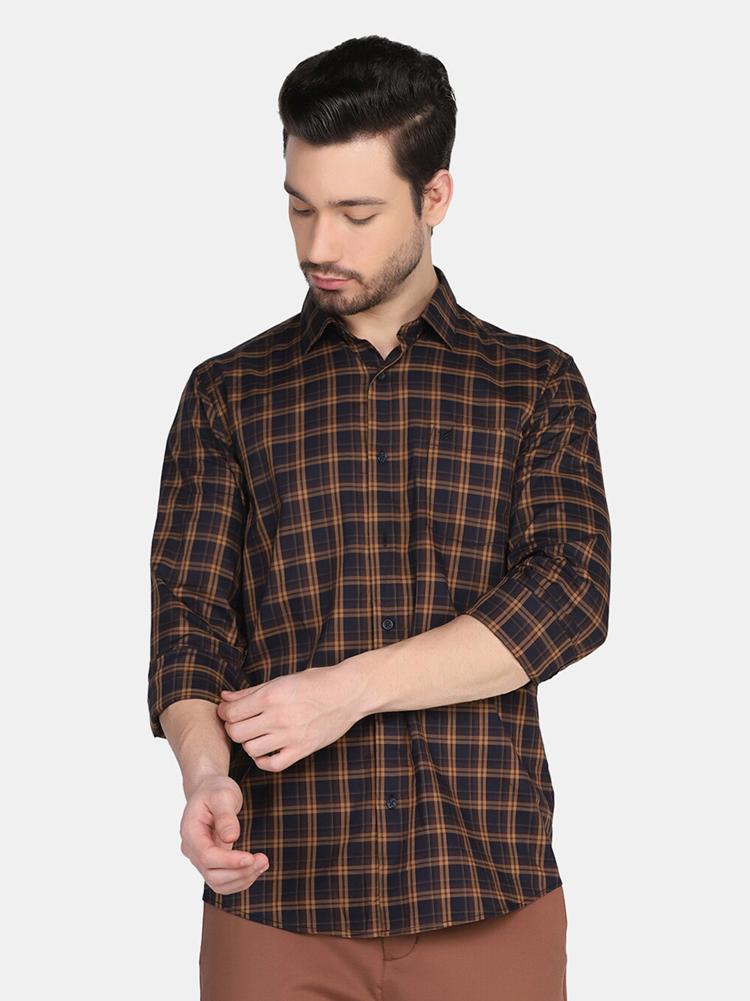 Blackberrys Men Navy Blue  Tartan Checks Checked Pure Cotton Slim Fit Casual Shirt