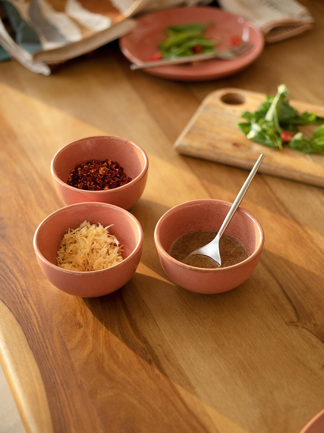 ellementry Peach Solid Ceramic Nut Bowl