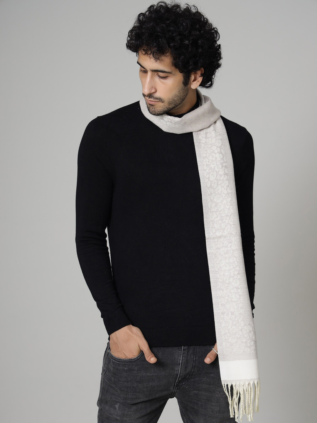 HANDICRAFT PALACE Men Purple & White Leopard Printed Wool Muffler