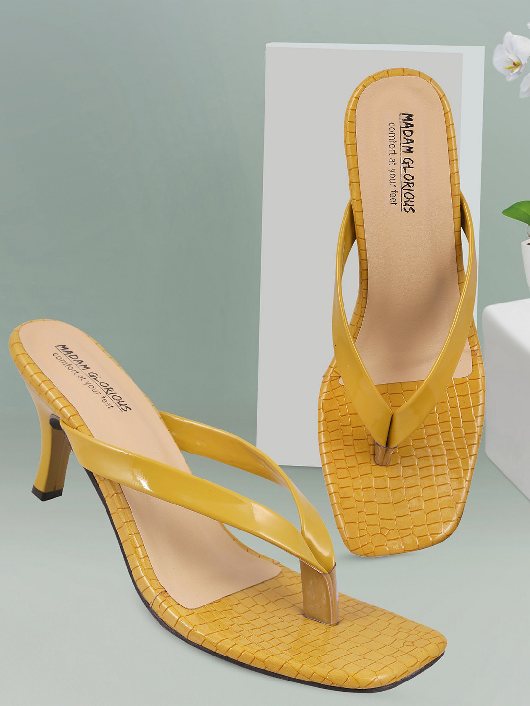 madam glorious Women Yellow Kitten Heels