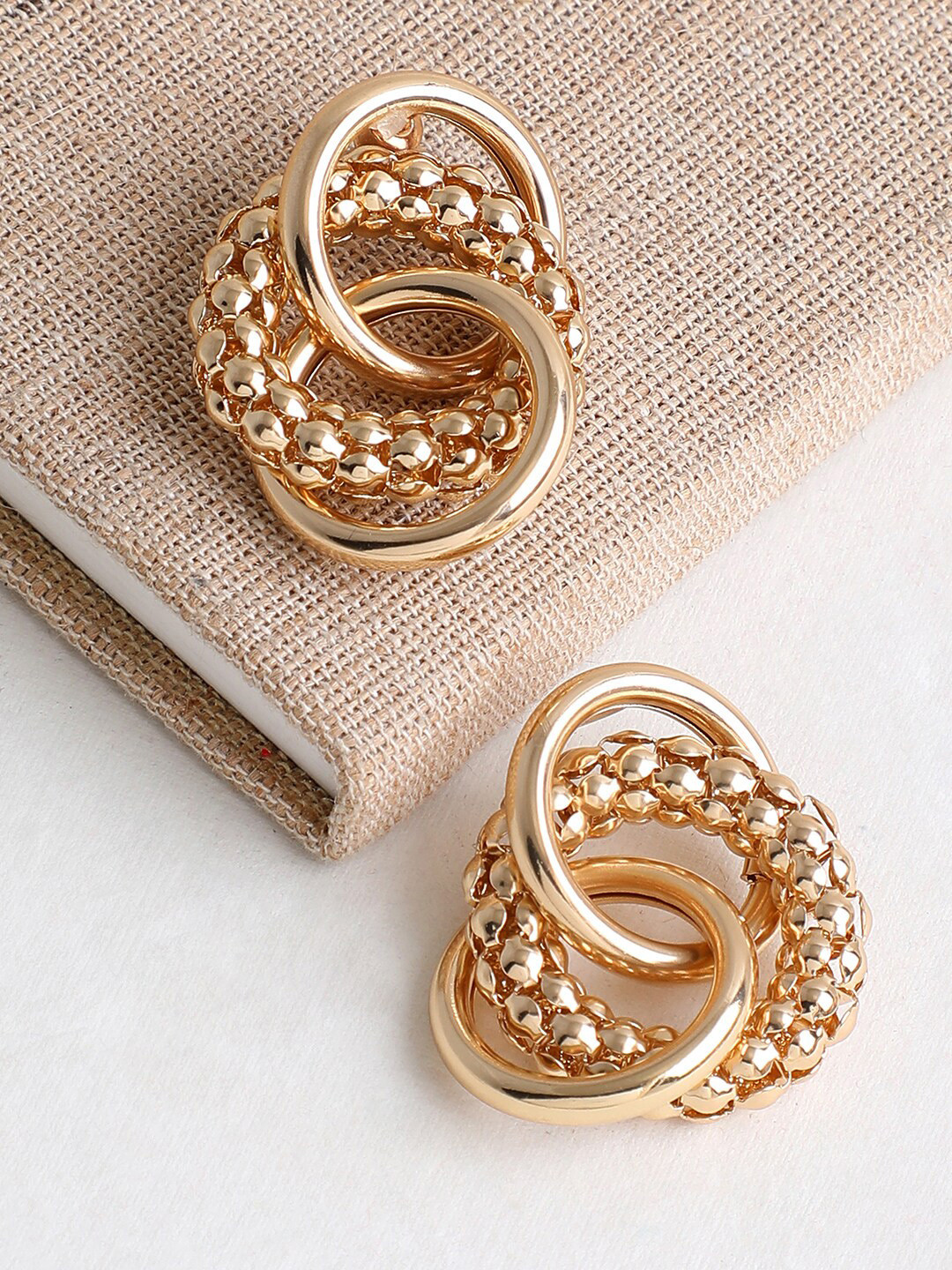 SOHI Gold-Plated Drop Earrings