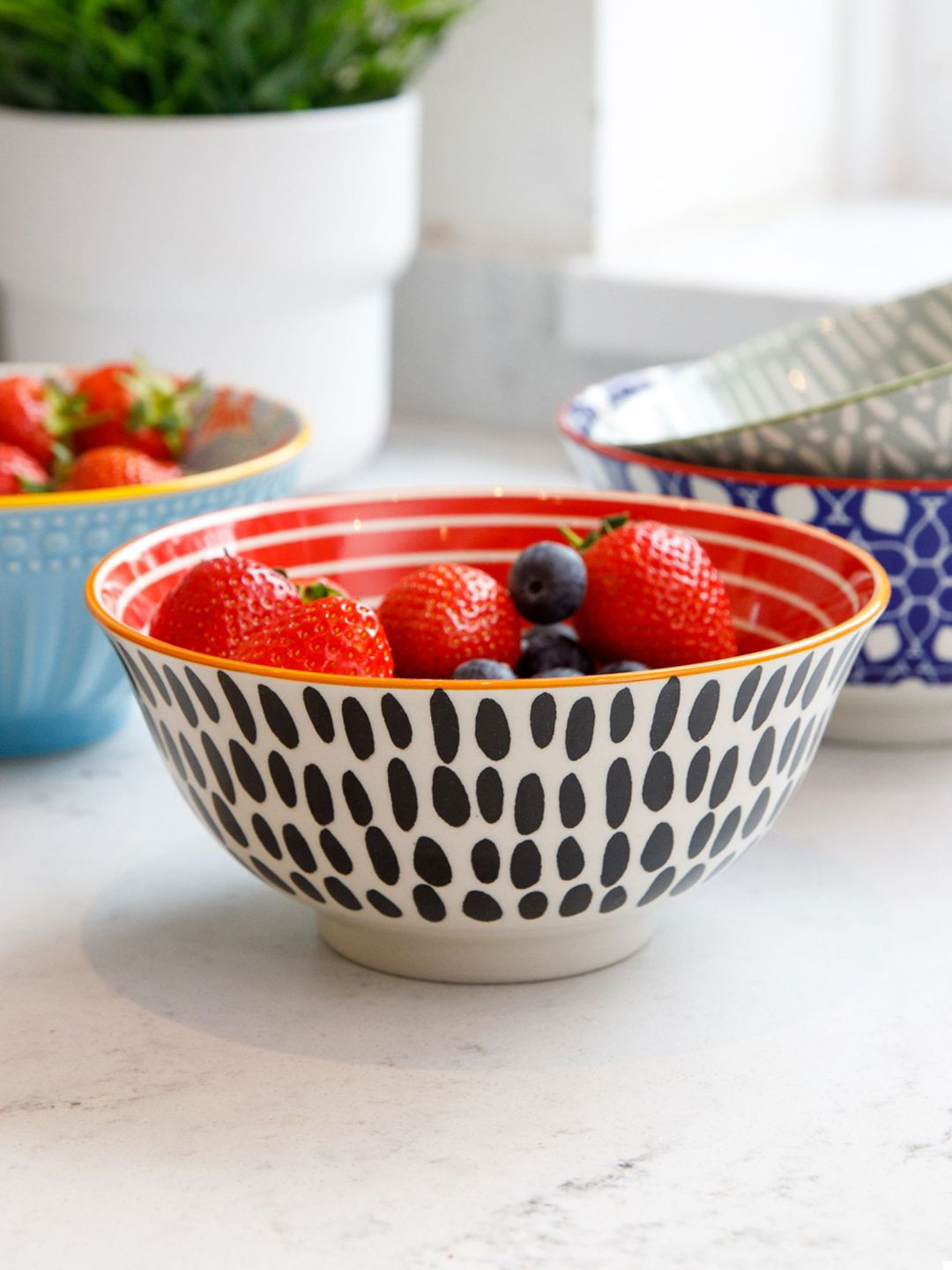 KitchenCraft Red & White Dishwasher & Microwave safe Stoneware Glossy Bowl
