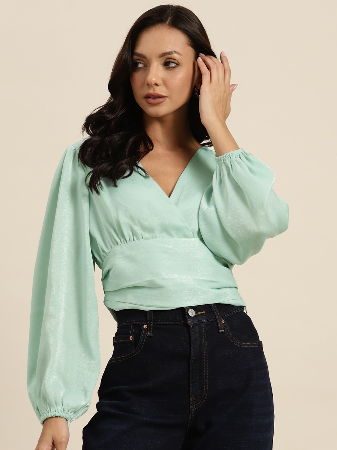 Moda Rapido Puff Sleeves Wrap Crop Top
