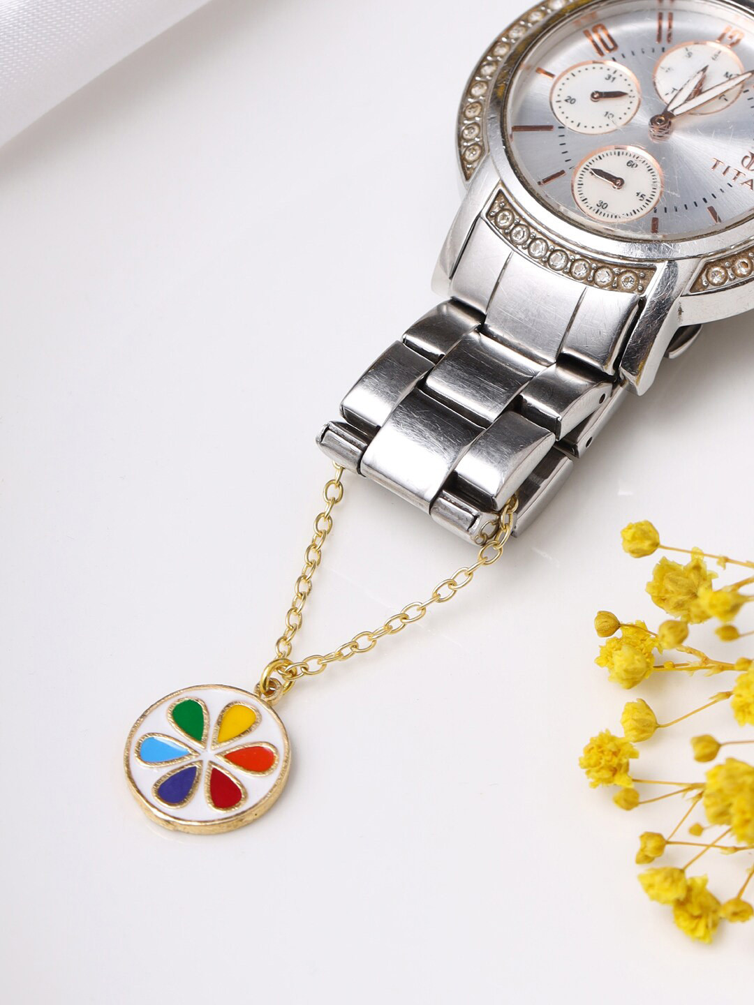 Mitali Jain Women Gold-Toned Solid Melon Link Watch Charms