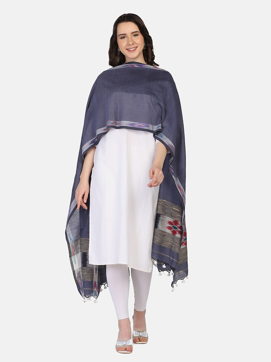 THE WEAVE TRAVELLER Grey & Red Pure Cotton Ikat Dupatta