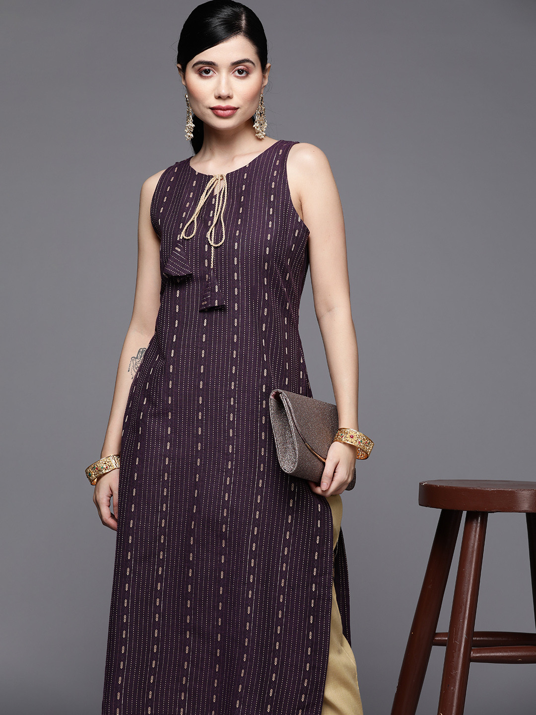 Inddus Women Burgundy & Gold-Toned Printed Kurta with Trousers
