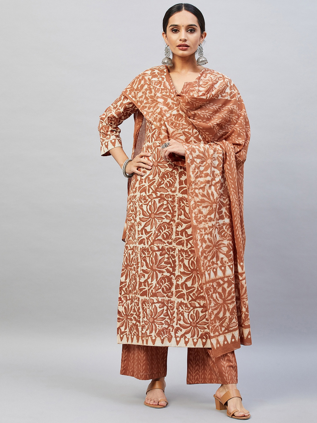 Mulmul Women Orange Floral Printed Pure Cotton Kurta with Palazzos & Dupatta
