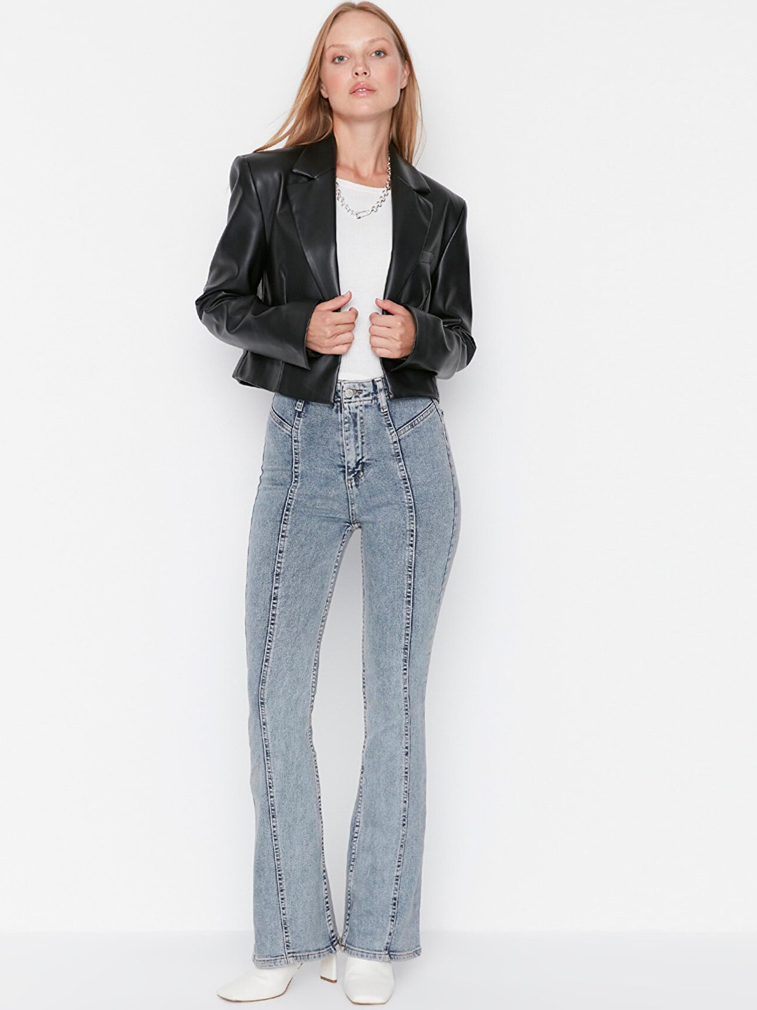 Trendyol Women Light Shade Clean Look Pure Cotton Jean