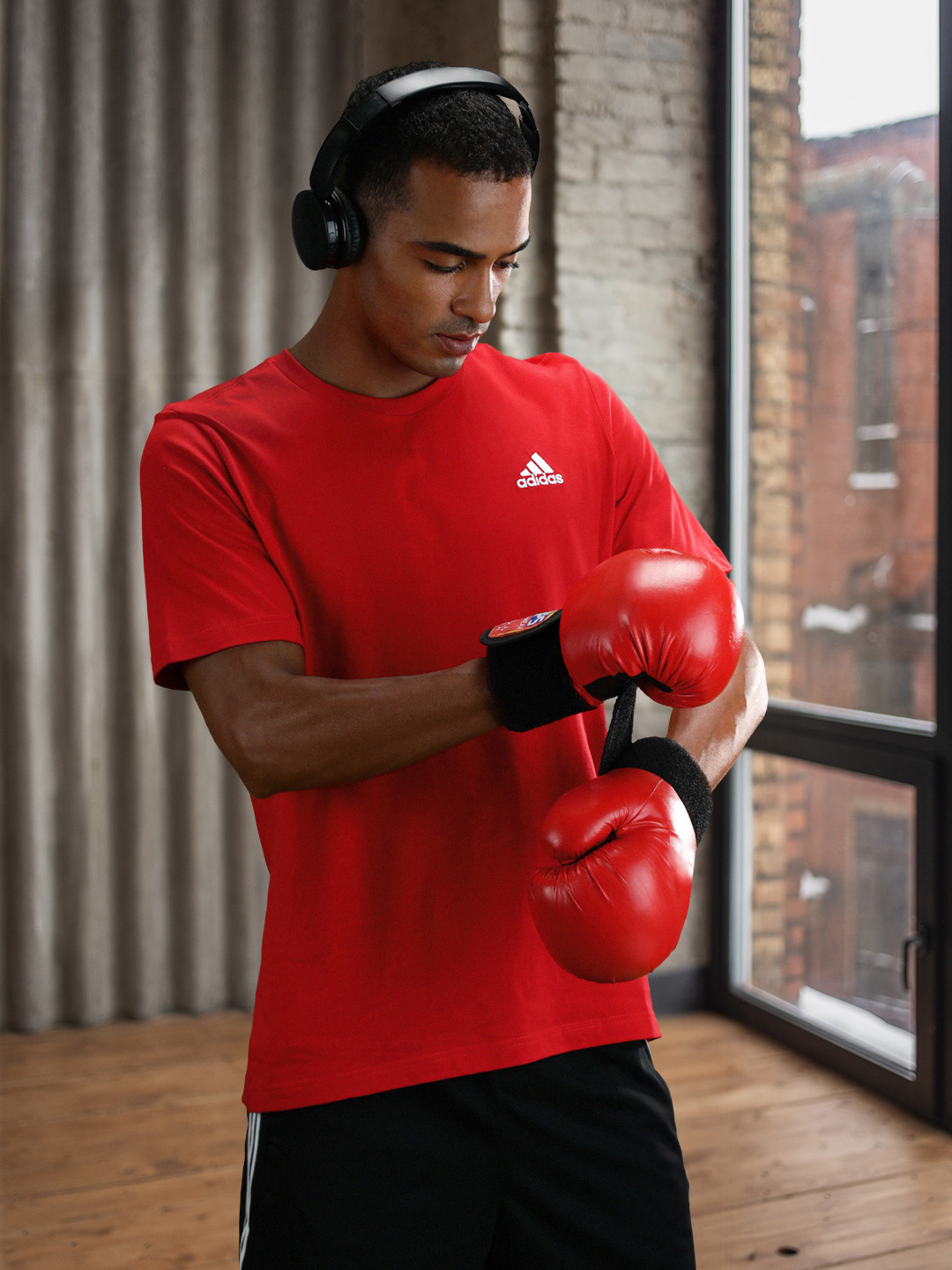 ADIDAS Men Solid SL SJ Pure Cotton T-shirt