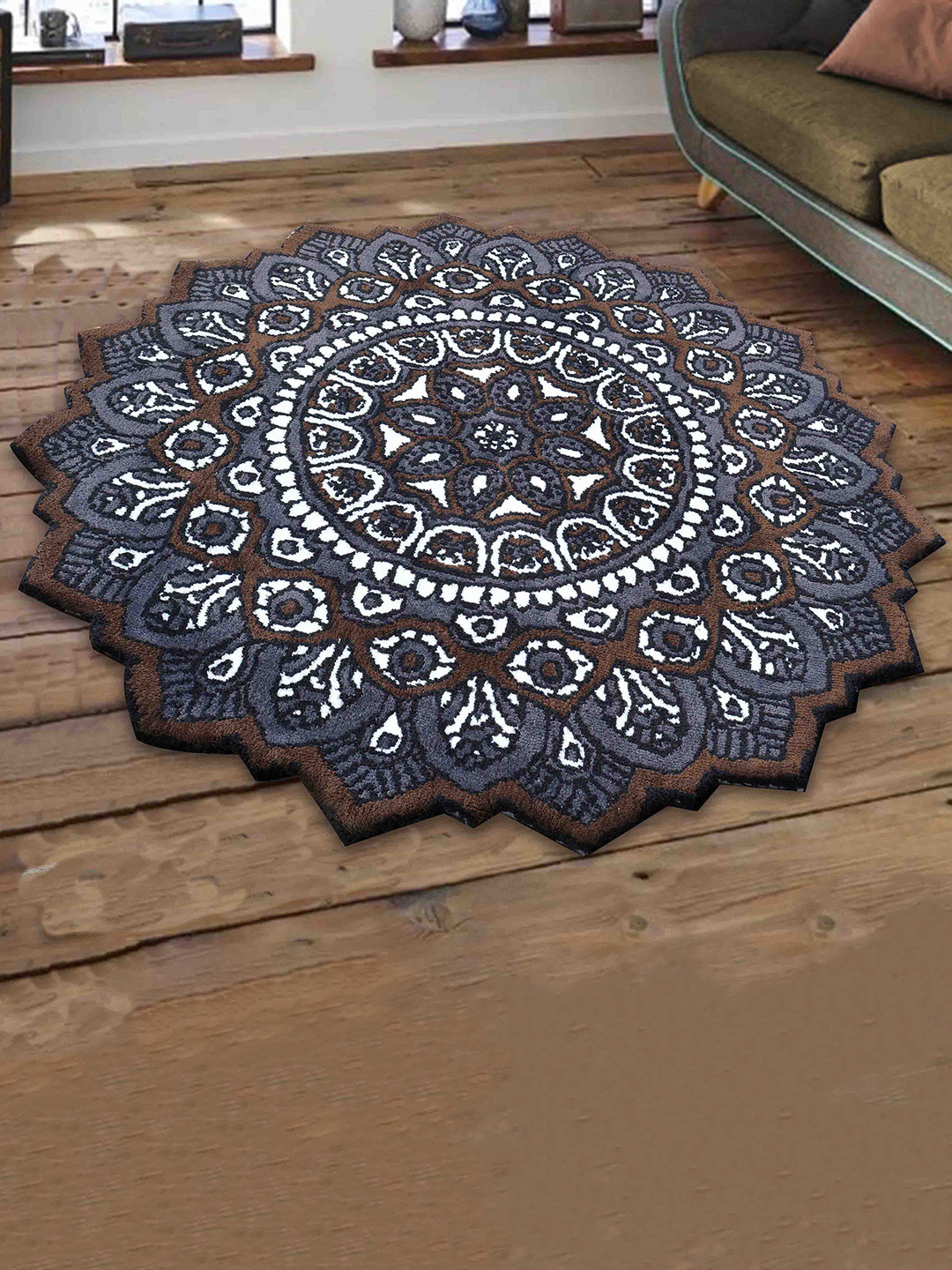 PRESTO Brown Ethnic  Print Round Hand Tufted Carpet