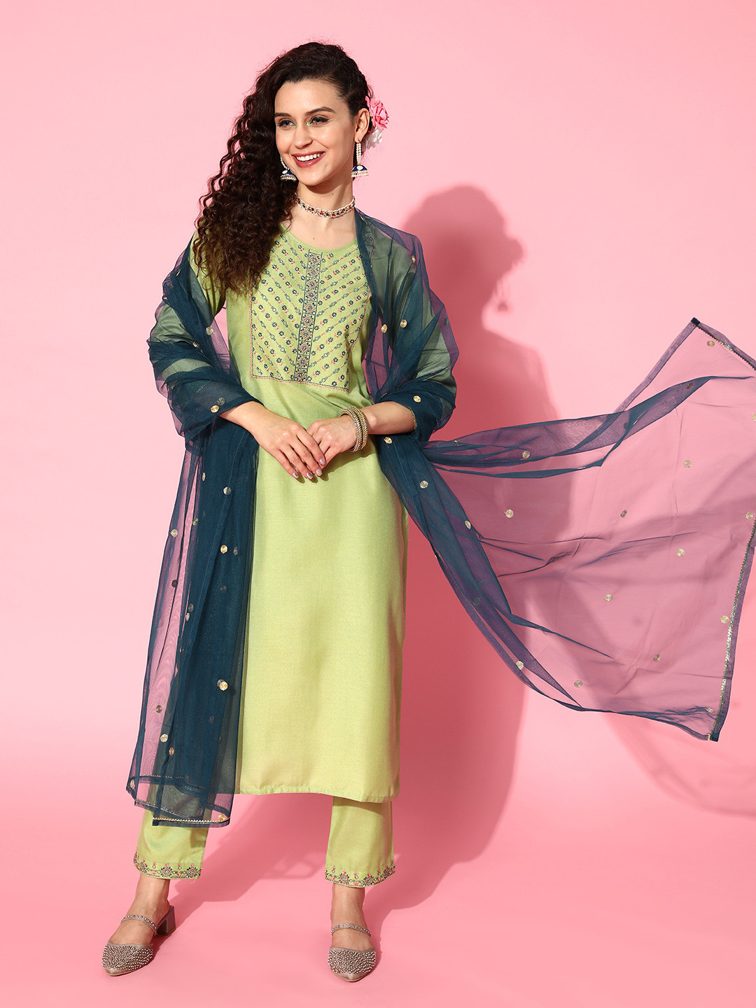 SheWill Women Green Floral Embroidered Kurta Set with Dupatta