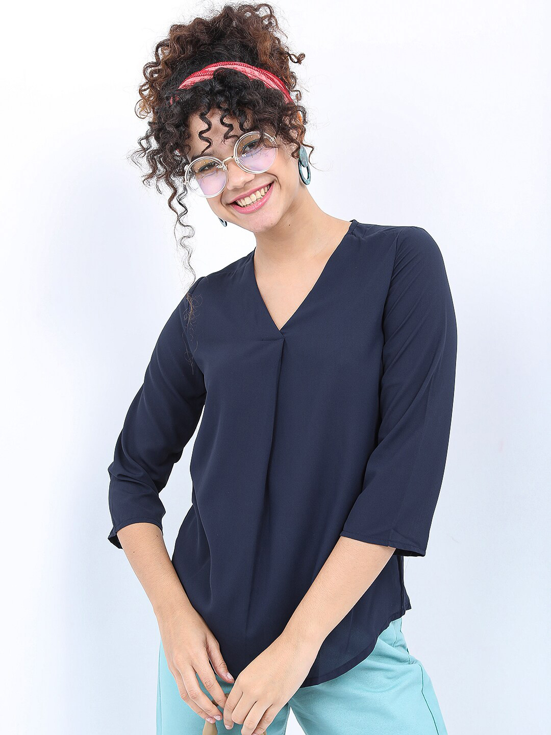 Tokyo Talkies Woman Dark Navy Solid V-Neck Top