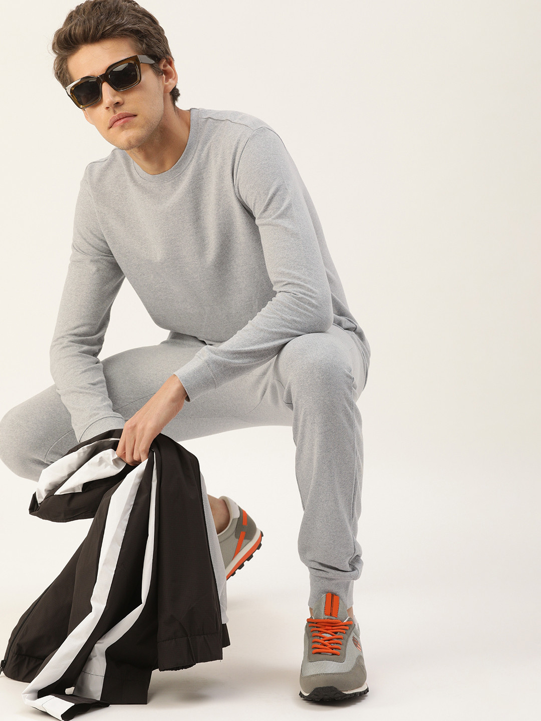 Kook N Keech Men Grey Solid Sweatshirt and Joggers