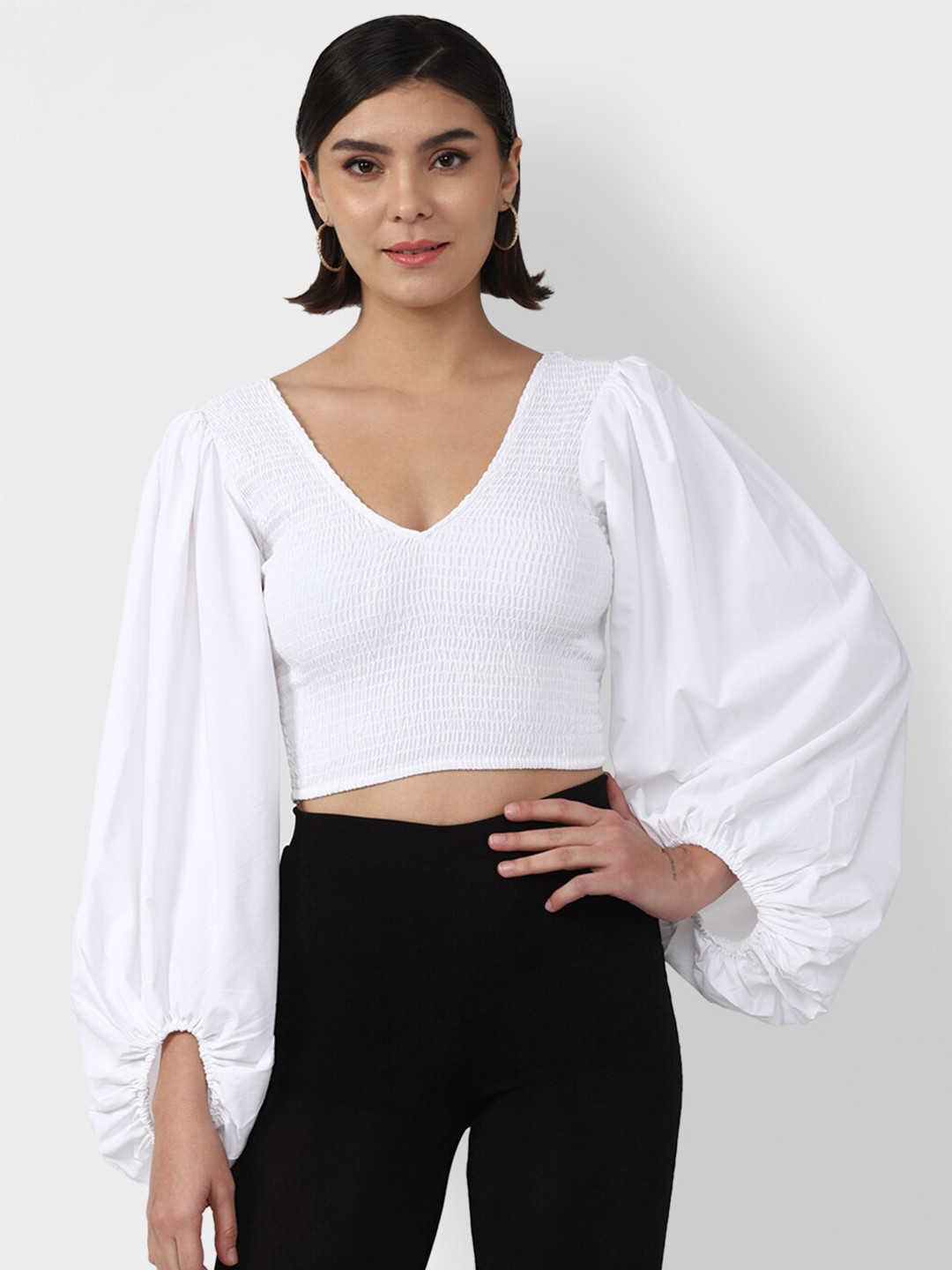 FOREVER 21 White Bishop Sleeves Crop Top