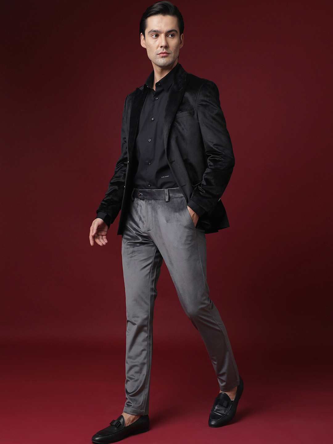 RARE RABBIT Men Ozzy Mid-Rise Slim Fit Cotton Trouser