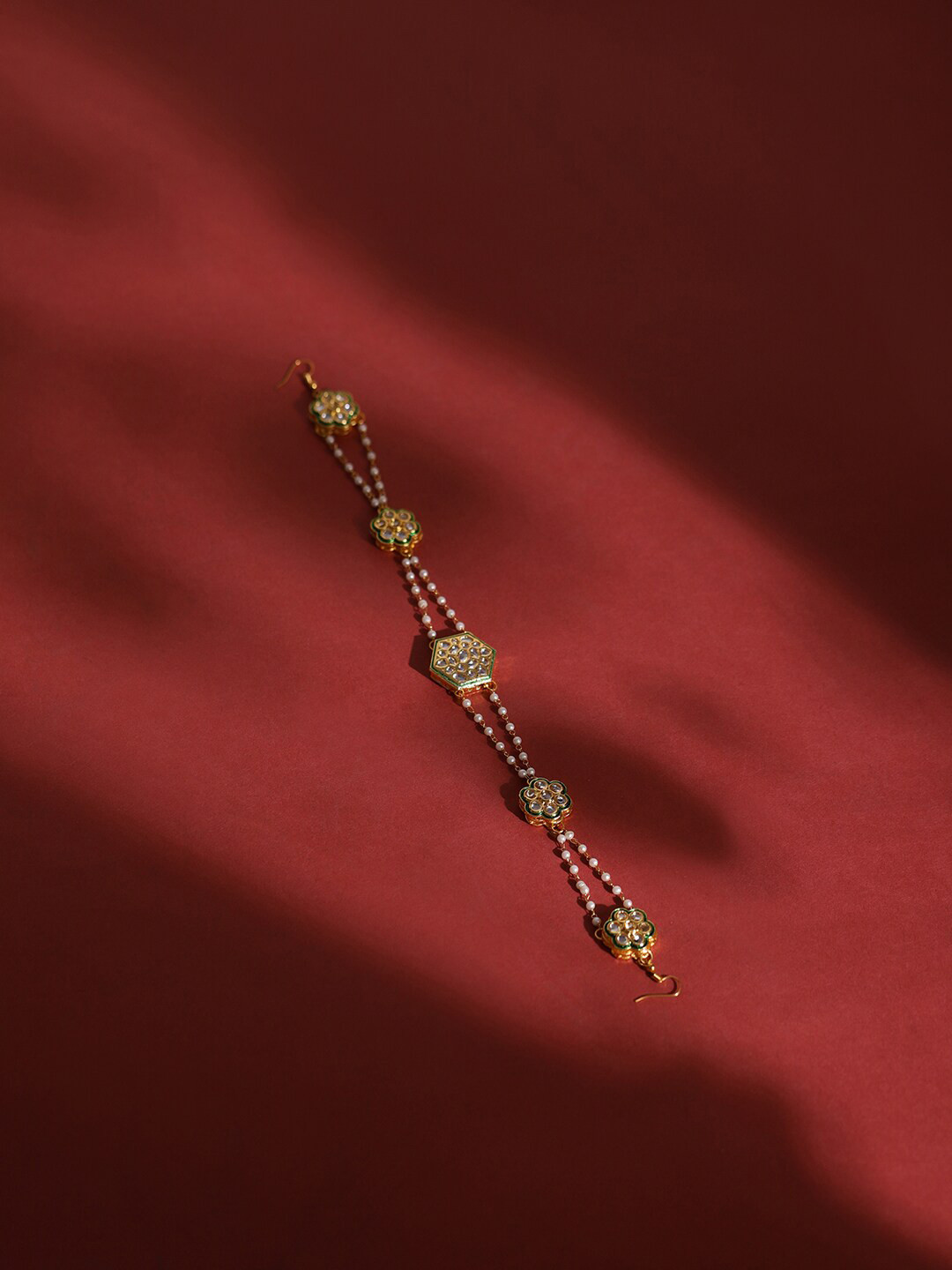 Ruby Raang Gold-Plated White Kundan-Studded & Pearl Beaded Hair Band