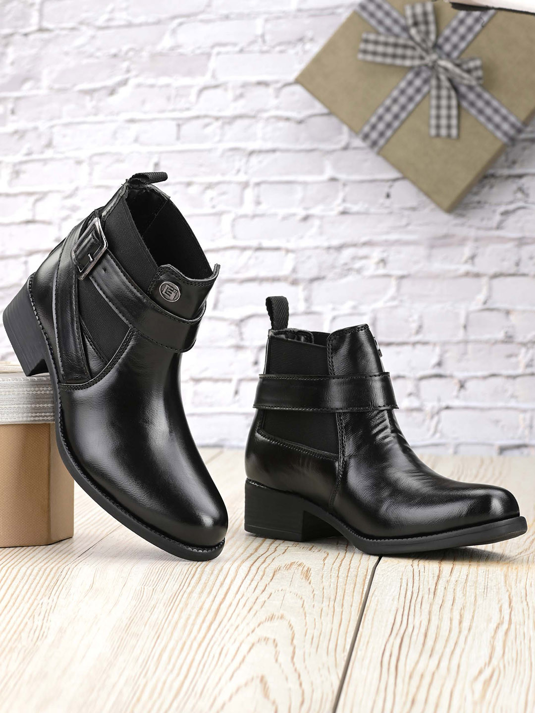 Eego Italy Women Black Patterned Chelsea Boots