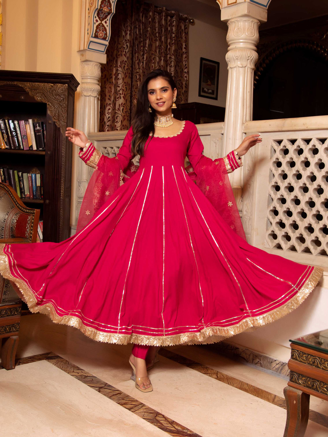 Calmna Women Pink & Gold Embroidered Anarkali Kurta with Trousers & With Dupatta