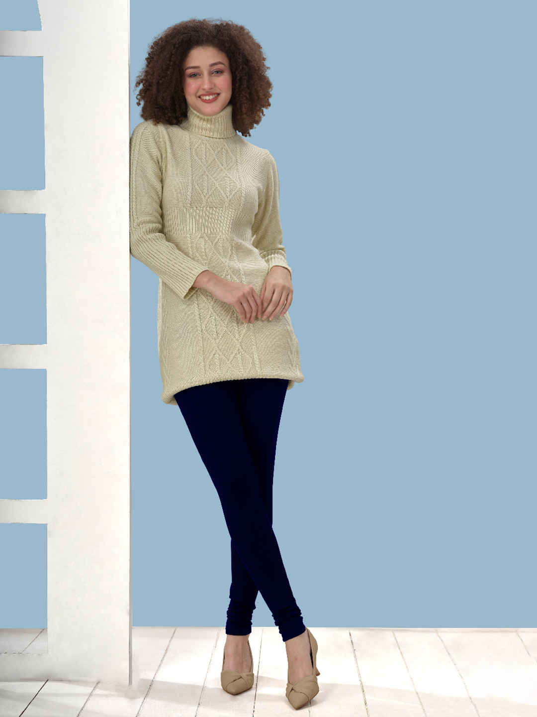 LYRA Women Blue Solid Ankle Length Winter Leggings
