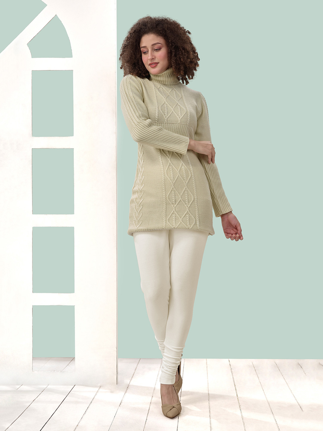 LYRA Women Off White Solid Cotton Ankle Length Winter Leggings