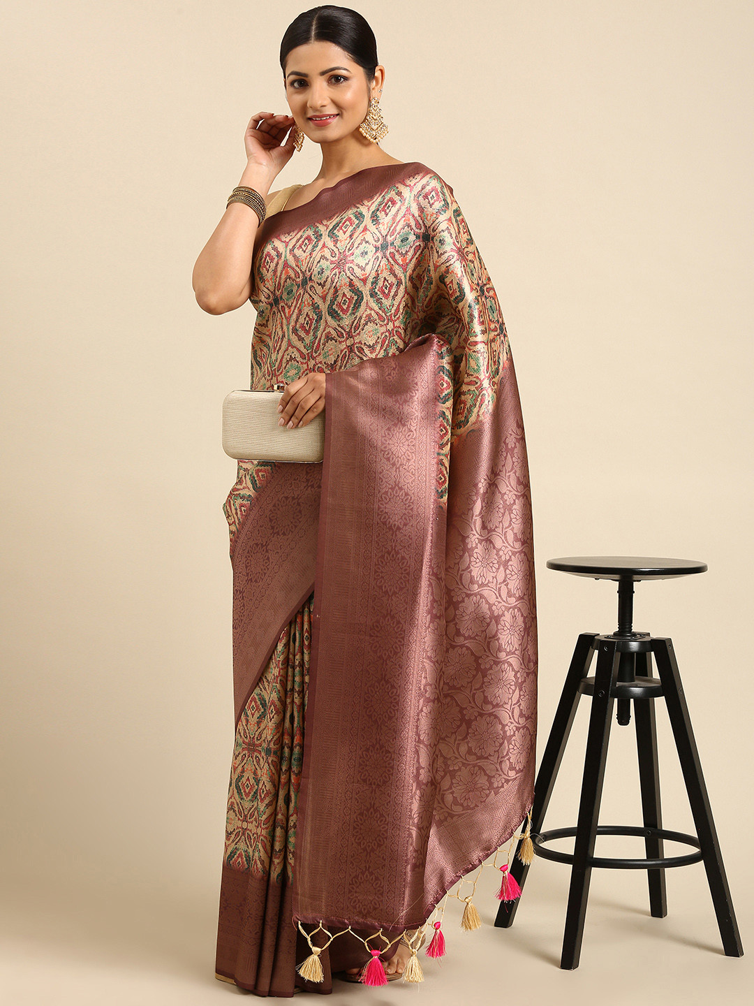 VISHNU WEAVES Pink & Cream-Coloured Ethnic Motifs Silk Blend Banarasi Saree