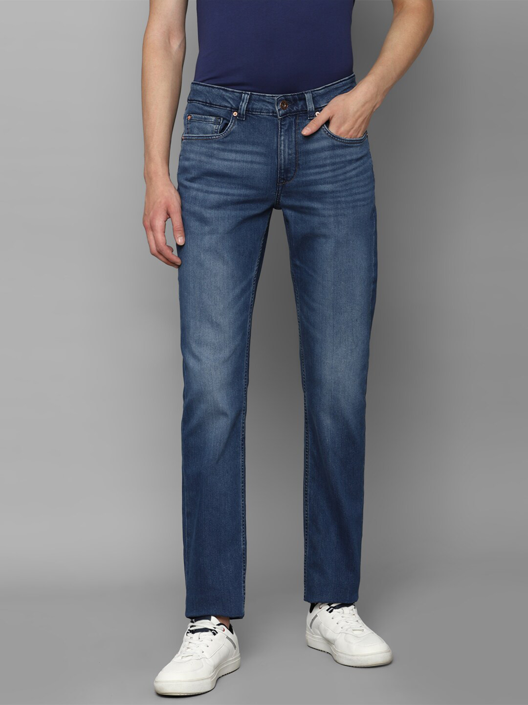 Louis Philippe Jeans Men Blue Slim Fit Heavy Fade Jeans