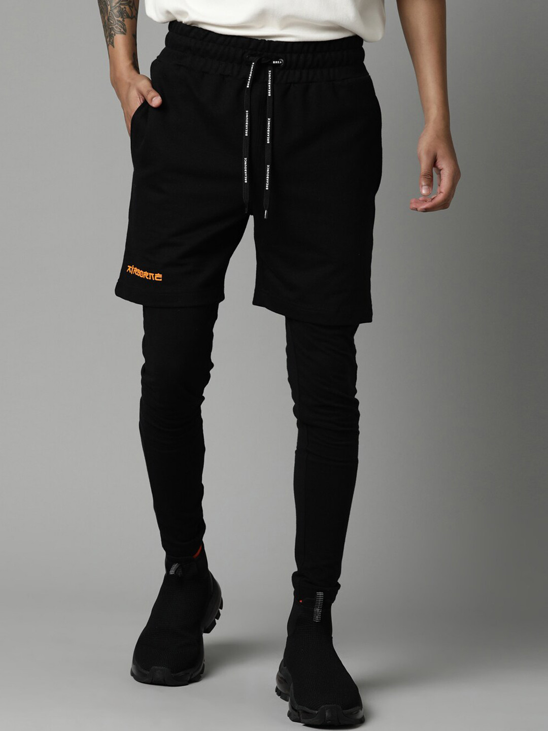 Breakbounce Men Black Pure Cotton Regular Fit Solid 2-in-1 Shorts with Skinny Leggings
