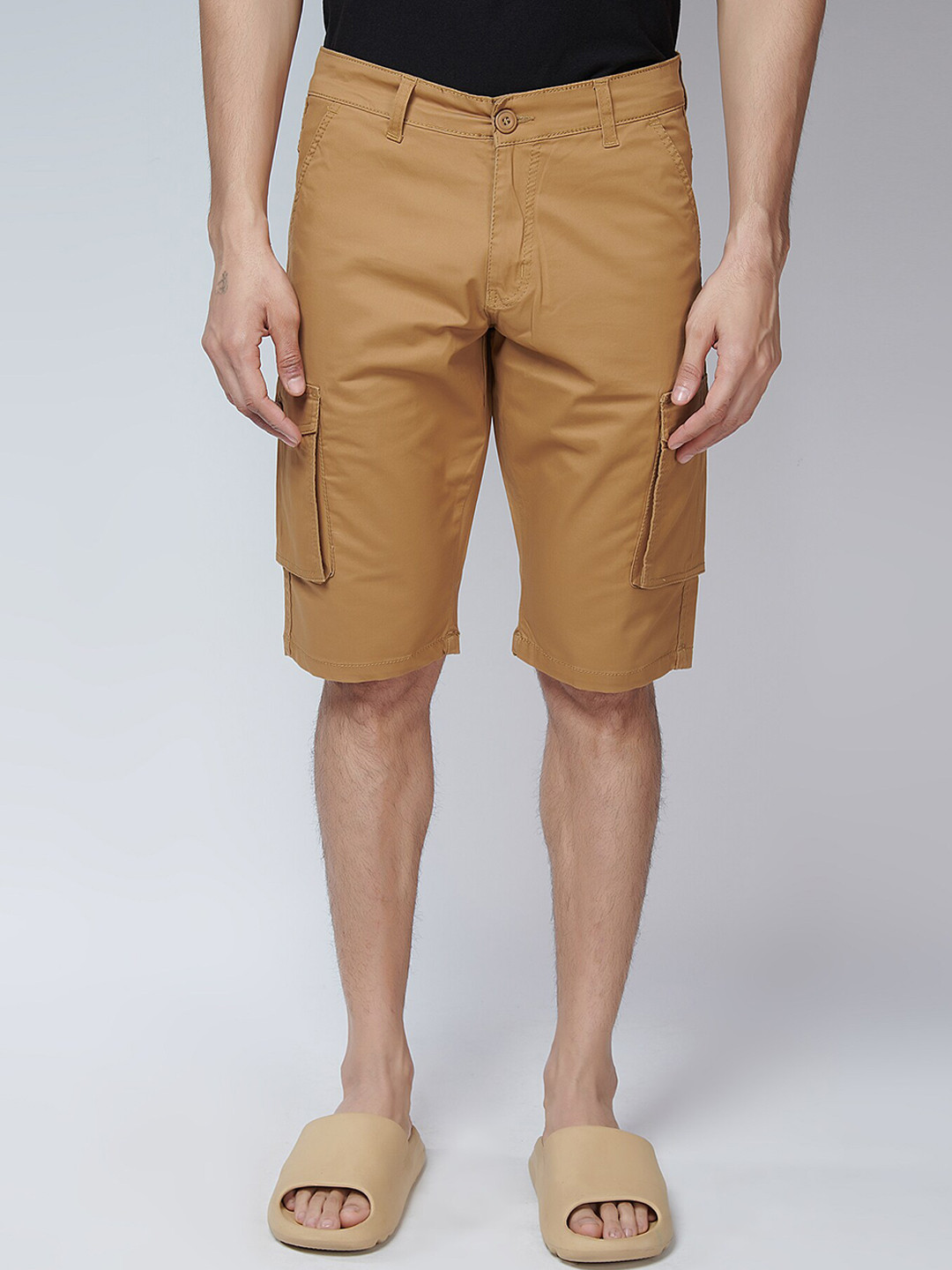 MARK & ALBERT Men Beige Cotton Cargo Shorts