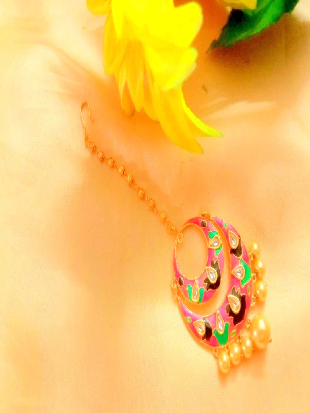 Runjhun Gold-Plated Green & Pink Kundan Studded & Beaded Traditional Maang Tikka