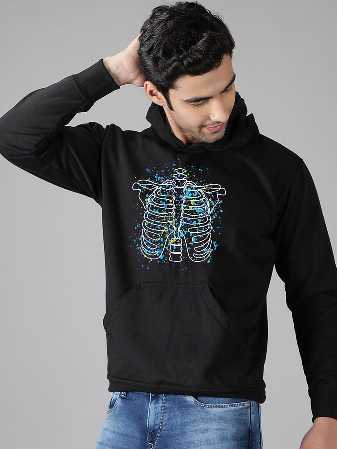 Mad Over Print Men Black Printed Hooded Sweatshirt