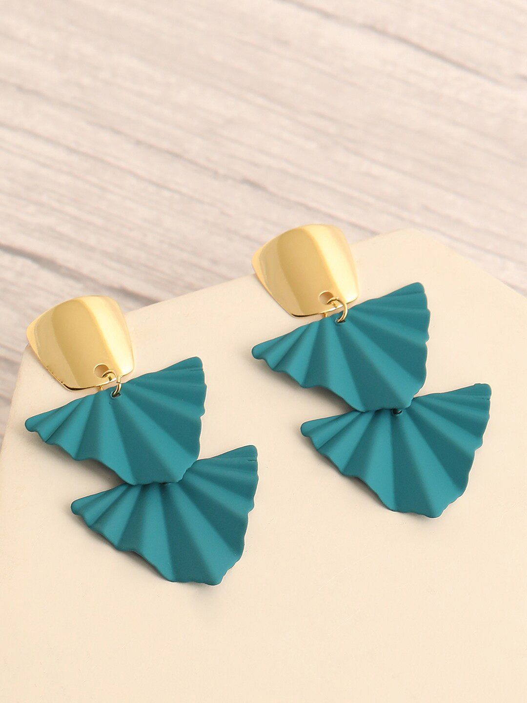 SOHI Gold Plated Contemporary Drop Earrings