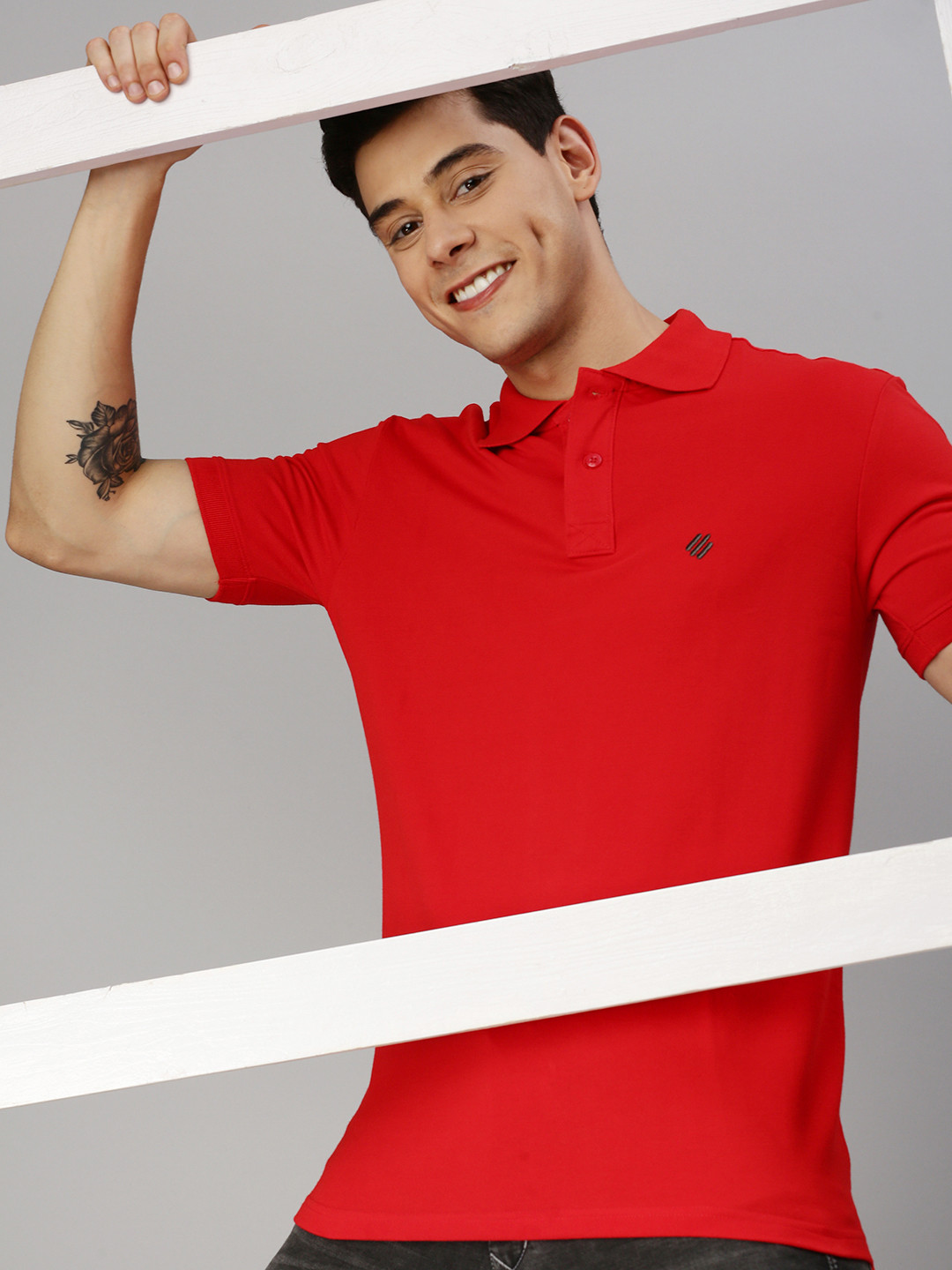 ONN Men Red Solid Polo Collar T-shirt