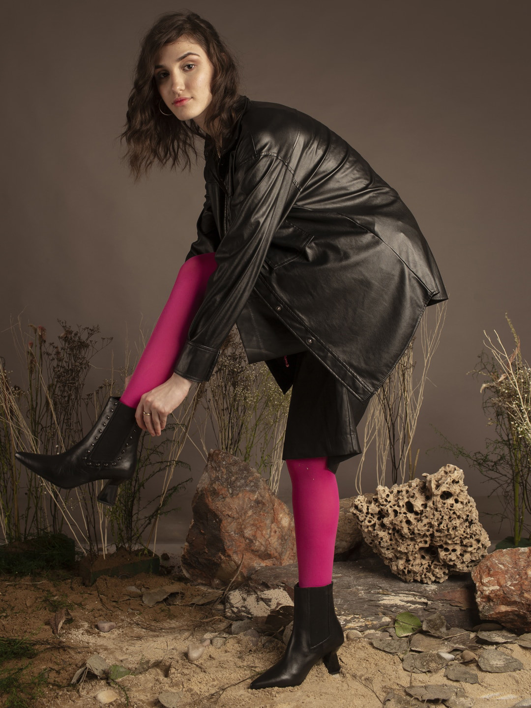 Saint G Black Leather Sculpted Pointed Toe Heel Boots