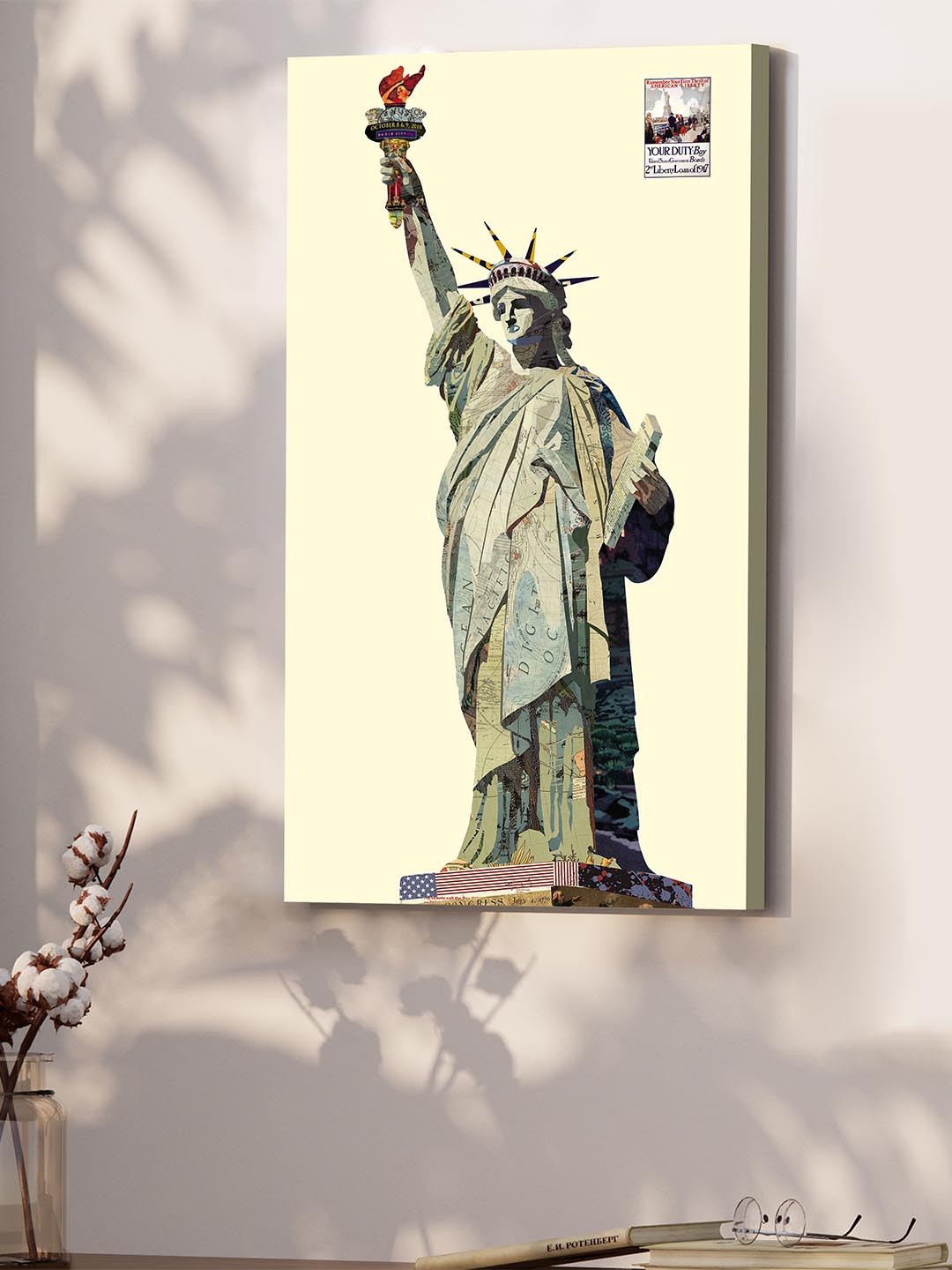Art Street Cream & Grey Mural Statue Of Lady Liberty Canvas Painting Wall Art