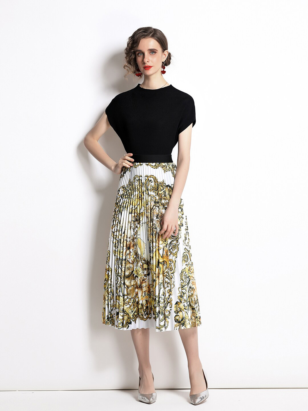 JC Collection Women Black & Green Top with Printed Skirt Co-Ords Set