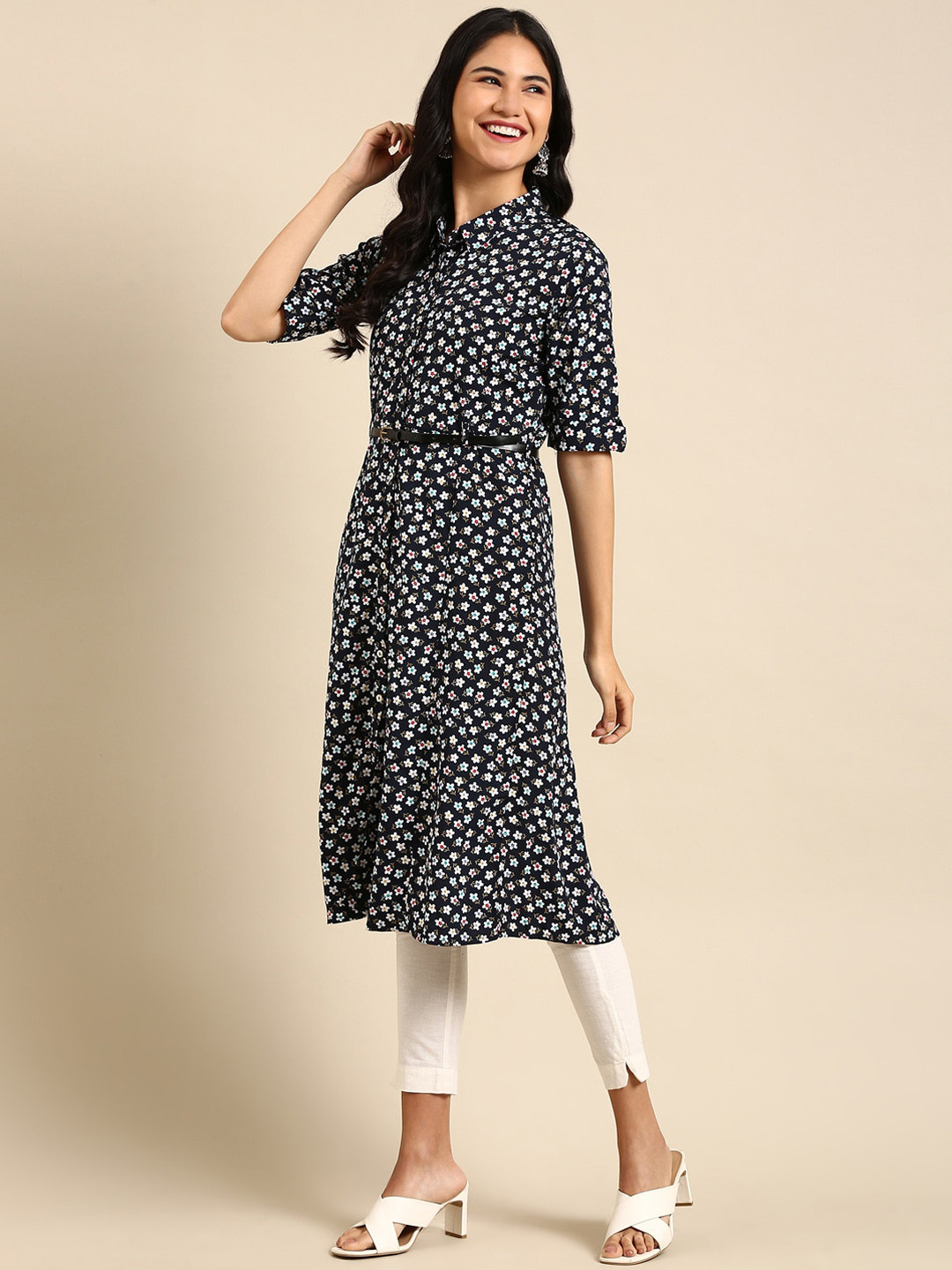 SHOWOFF Women Navy Blue Floral Printed Belted Detail Kurta