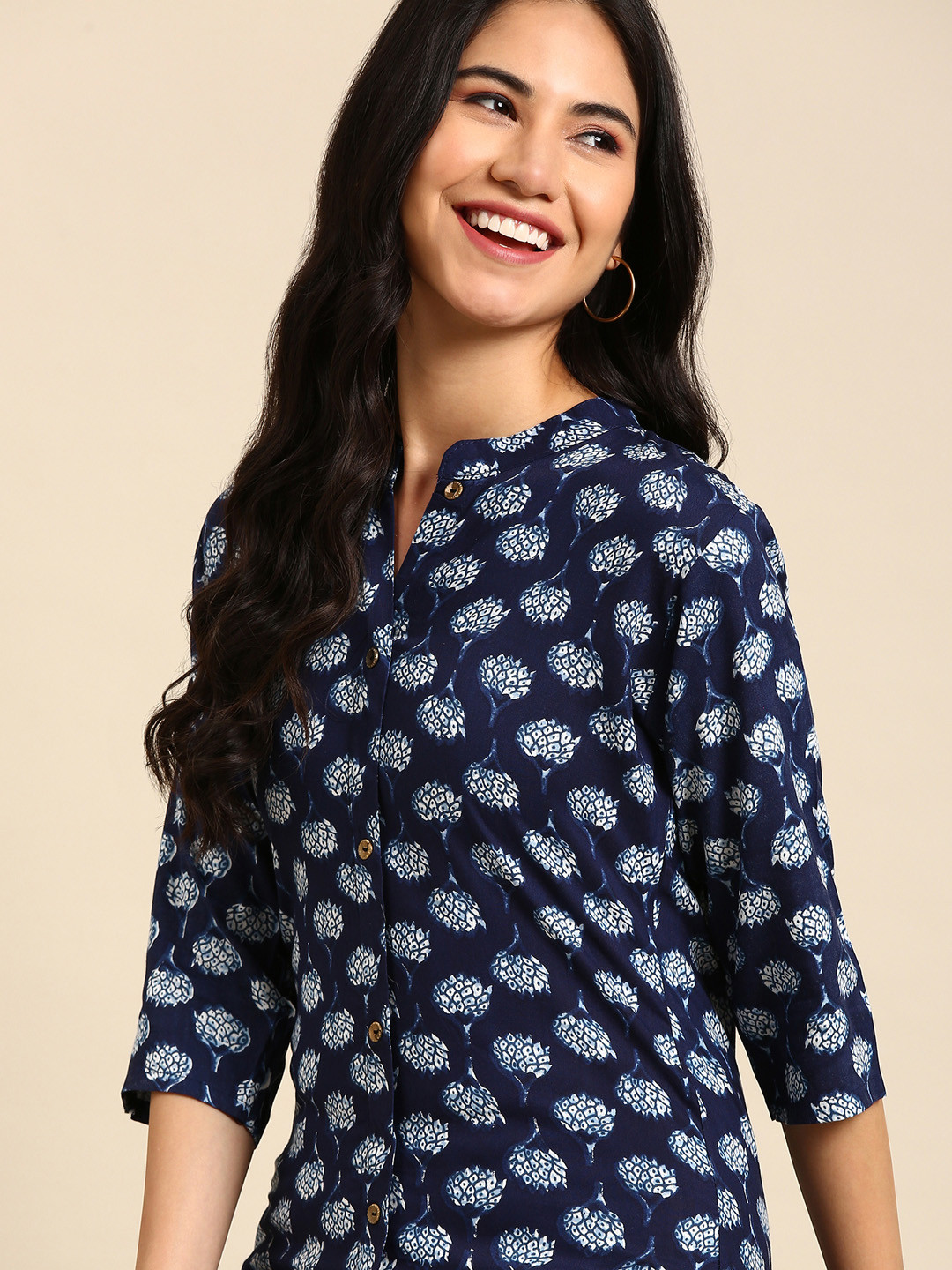 SHOWOFFFF Women Navy Blue Ethnic Motifs Printed Chanderi Silk Kurta