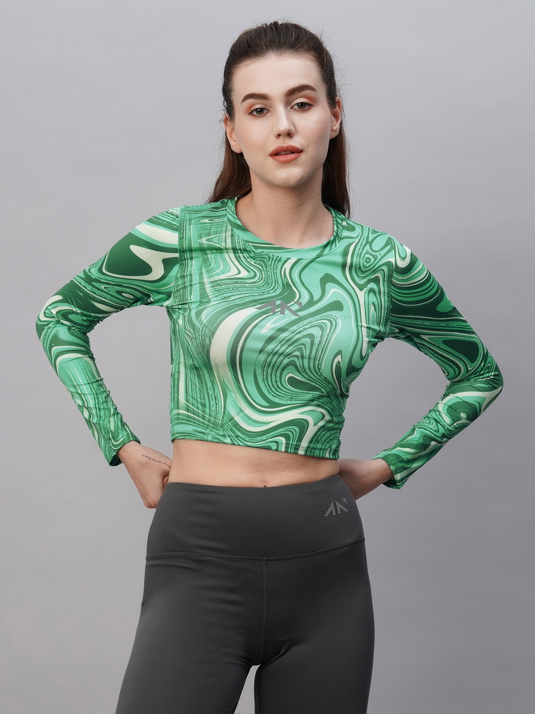 AESTHETIC NATION Women Green Print Crop Top
