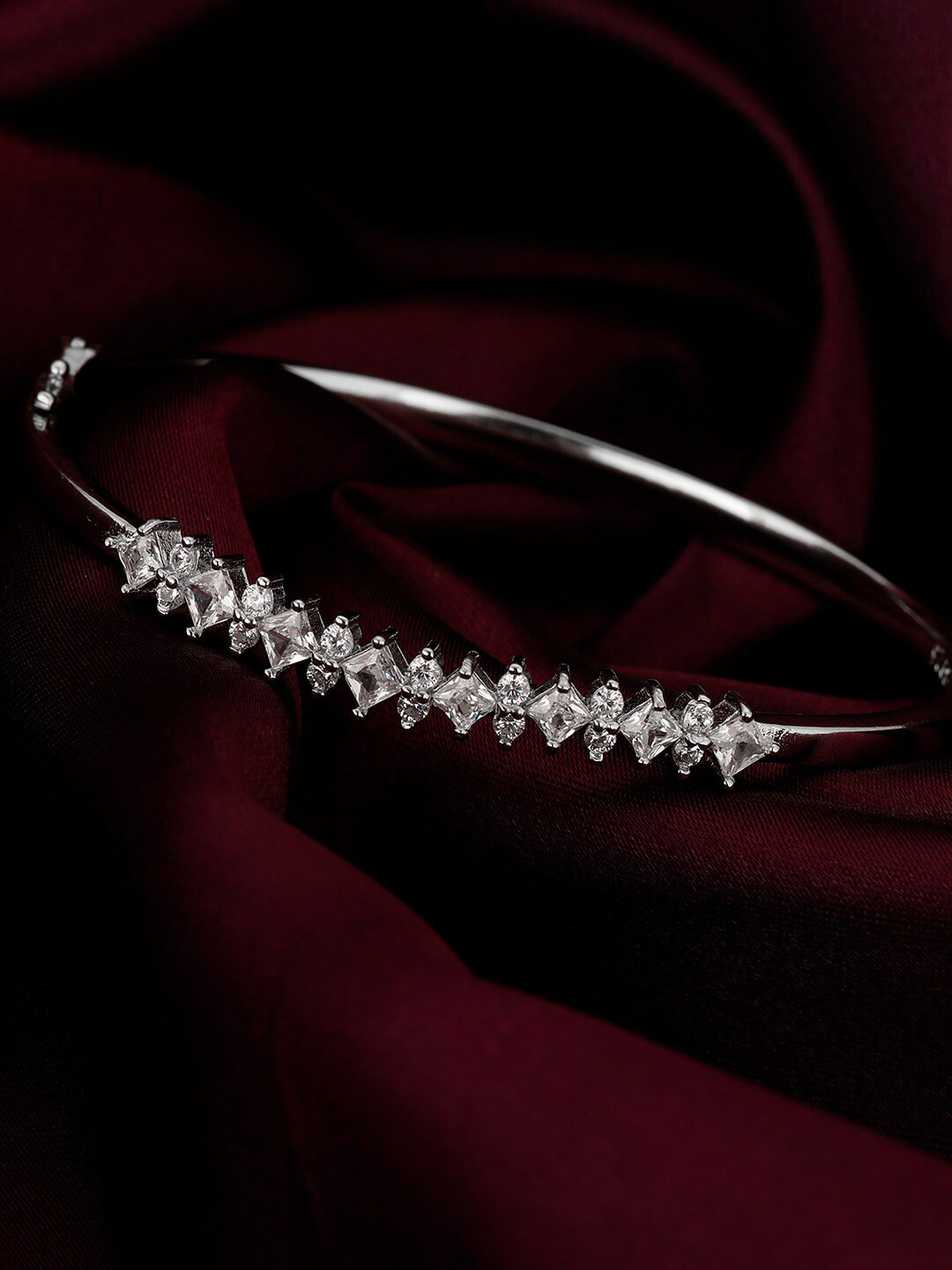 GIVA Women Silver-Toned & White Sterling Silver Cubic Zirconia Antique Rhodium-Plated Bangle-Style Bracelet