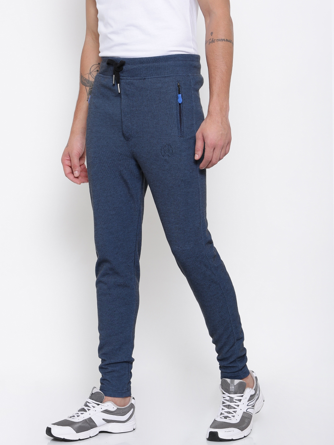 joggers for men myntra